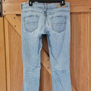 American Eagle Artist Jeans - Size 6 Long